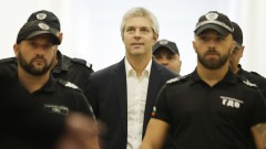 На влизане в съда Благомир Коцев благодари за подкрепата
