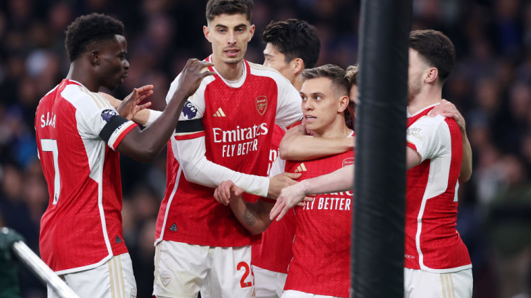 Лондон е червен! Арсенал унищожи безобразен Челси и се настани на върха във Висшата лига