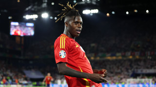 Привържениците на испанския футболен клуб Барселона започнаха кампания с дарения