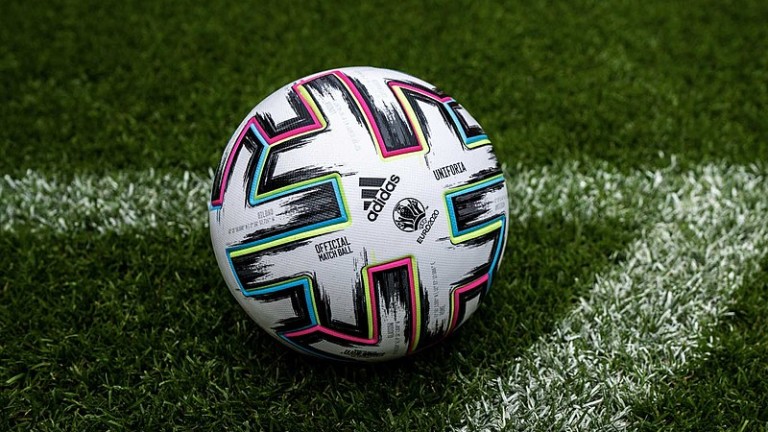 Над две трети от футболни топки в света са произведени