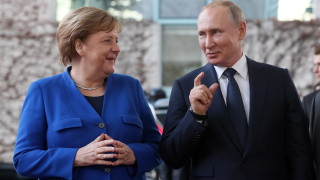 Меркел се обади на Путин, в Беларус да започне диалог с опозицията