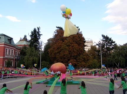 Кюстендил се радва на плодородието 