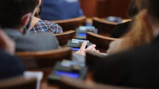 Депутатите приеха на второ четене законопроекта за изменение на Закона