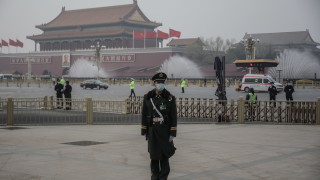 Китайското външно министерство обяви в понеделник че ще наложи контрамерки