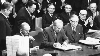 Вчера Европейският парламент ратифицира споразумението с Великобритания за Брекзит Утре в