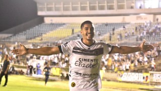 Левски среща затруднения в привличането на смятания за ново попълнение