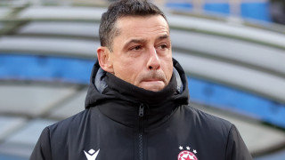 Каква поредна футболна драма Два дни се занимаваме с треньора