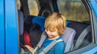 На 90% от хората не знаят до кога децата трябва да се возят в детско столче в кола