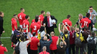 Легендата на българския футбол Христо Стоичков може да изгледа на