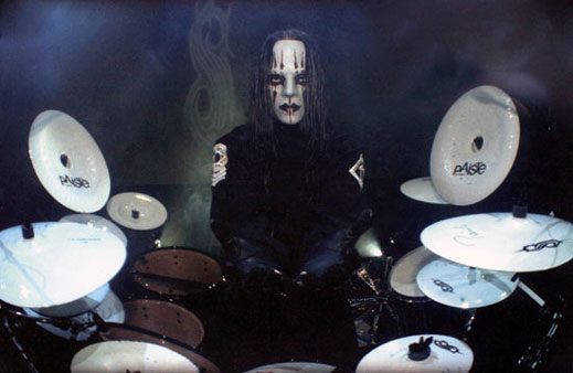 Барабанистът на Slipknot най-добър за последните 25 години