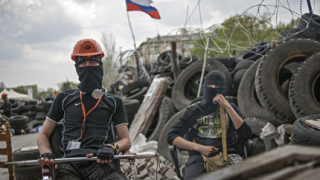 В Донецк задържаха трима офицери - украинци