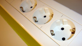 Кражба на проводник изгори електроуреди в жк. Бъкстон