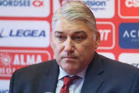 Шеф в ЦСКА се включва в благотворителен "Ice Bucket Challenge"