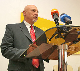 НДСВ: Първанов защитава мажоритарния елемент