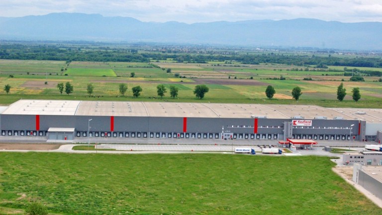 Най-големият логистичен център в България струва 165 милиона лева и е на 152 км от София