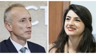 Депутатът от Продължаваме промяната Лена Бориславова и министърът на образованието