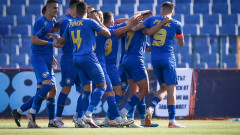 Хитът на миналия сезон в Първа лига започна лятната си подготовка с разгромна победа