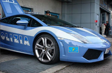 Полицията на Киев се качва на Lamborghini Gallardo за $165 000