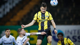 Душан Керкез е вдигнал мерника на Янис Карабельов Според Тема