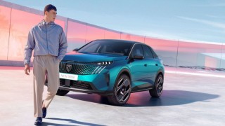 След успешното пускане на пазара на новия изцяло електрическия E 3008