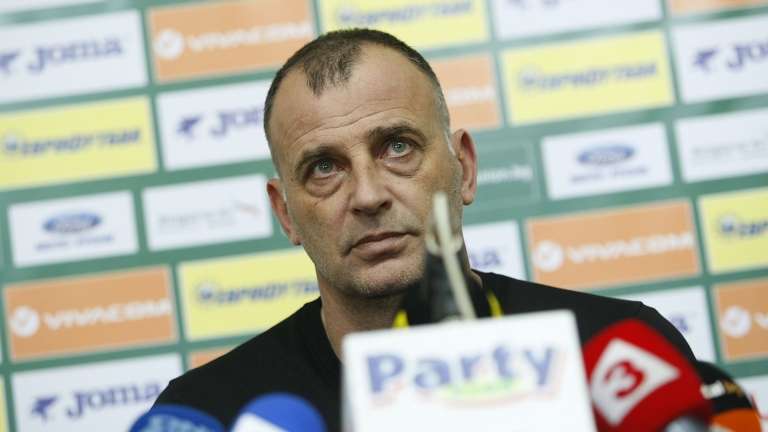 Антони Здравков: Правя чисто нов отбор, искам директно класиране на Евро 2019 