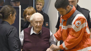 Бившият есесовец Оскар Грьонинг известен като Счетоводителя на Аушвиц който