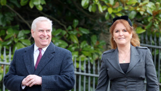 Докато принц Хари се отказа доброволно от ролята си на