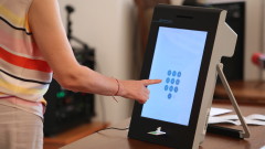 ЦИК иска нова опция в машините за гласуване