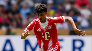 Английският Евертън завърши трансфера на крайния защитник на Байерн Мюнхен Адам