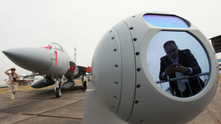 В началото на ноември три изтребителя JF 17 от пакистанските военновъздушни