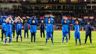 Отборът на Исландия продължава да пише своята футболна приказка Две