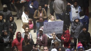 Стотици се събраха в Сакраменто американския щат Калифорния за да