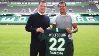 Волфсбург взе под наем за една година нападателя Лукас Нмеча