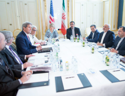 Зариф: Без предварителни условия за участието на Иран в срещата във Виена 
