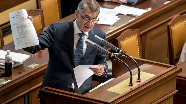 Премиерът на Чехия обяви одитен доклад на ЕС за него за атака срещу страната