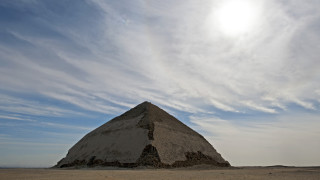 Eгипетски парамедици спасиха испанска туристка пострадала на голяма дълбочина в