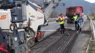 МРРБ подготвя високи стандарти за ремонтирането на пътища