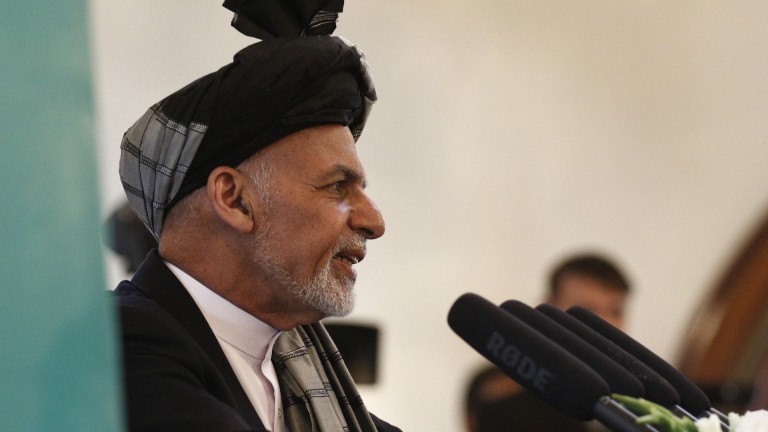 Бившият президент на Афганистан се извини на сънародниците си