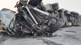 Движението по АМ "Тракия" затруднено заради огледа на мястото на катастрофата