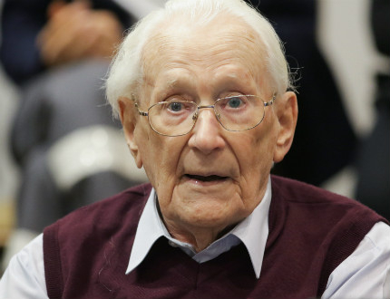 Бившият есесовец Оскар Грьонинг получи 4 г. затвор