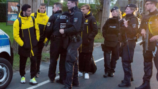 Официално от полицията в Германия: Взривовете са били три!