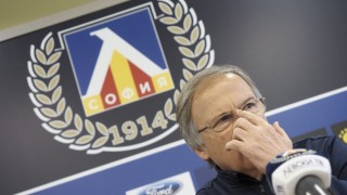 Бившият наставник на Левски и Лудогорец Георги Дерменджиев е основен