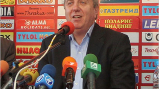 Картина за Томов, Йешич идва на мача