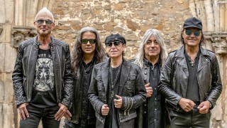 Рокгрупата Scorpions промени текста на световния си хит Wind of