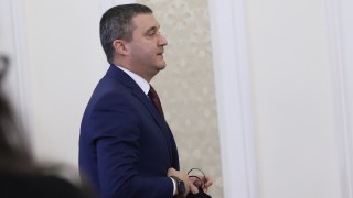 "Лукойл" няма основание да затваря - Горанов усърден за фиска