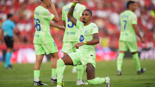 Барселона получи двоен удар в навечерието на домакинството срещу Реал