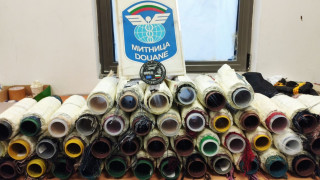 Митнически служители откриха 41 049 лекарствени таблетки съдържащи наркотични вещества