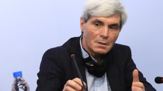 Финансовото министерство ще осигури допълнителни средства за машините за гласуване