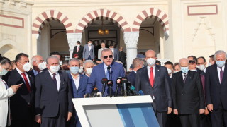 Турският президент Реджеп Тайип Ердоган обяви че мирни преговори за