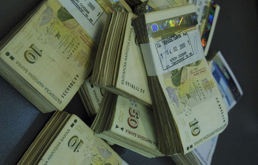 65 000 лева на ден е печелил деклариралият най-висок доход за 2012 г.